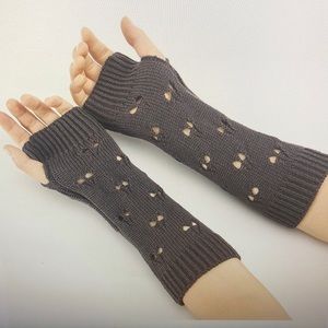 Dark gray fingerless gloves